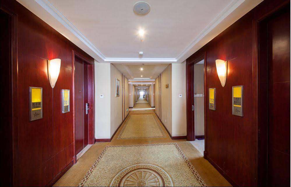 Forstar Hotel - North Renmin Road Chengdu Exterior photo